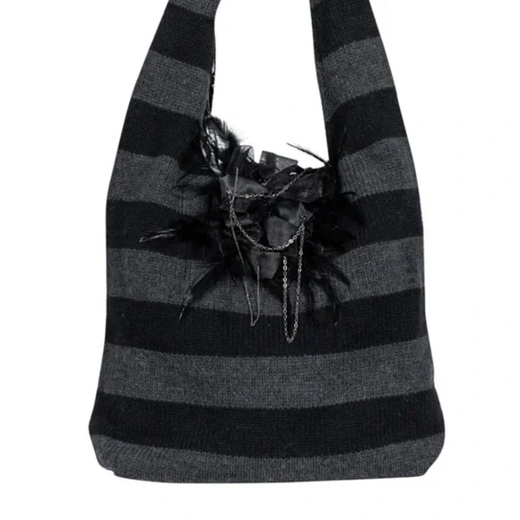 Alice + Olivia knit hobo handbag - Picture 1 of 7